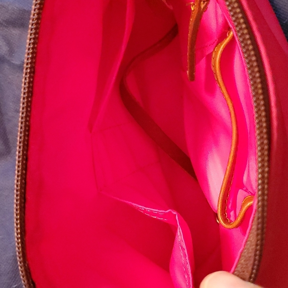 Dooney &Bourke - Picture 7 of 13